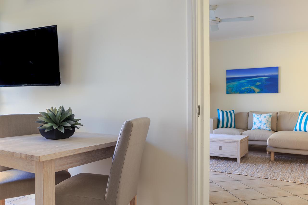 Macrossan House Boutique Holiday Apartments Порт Дуглас Экстерьер фото